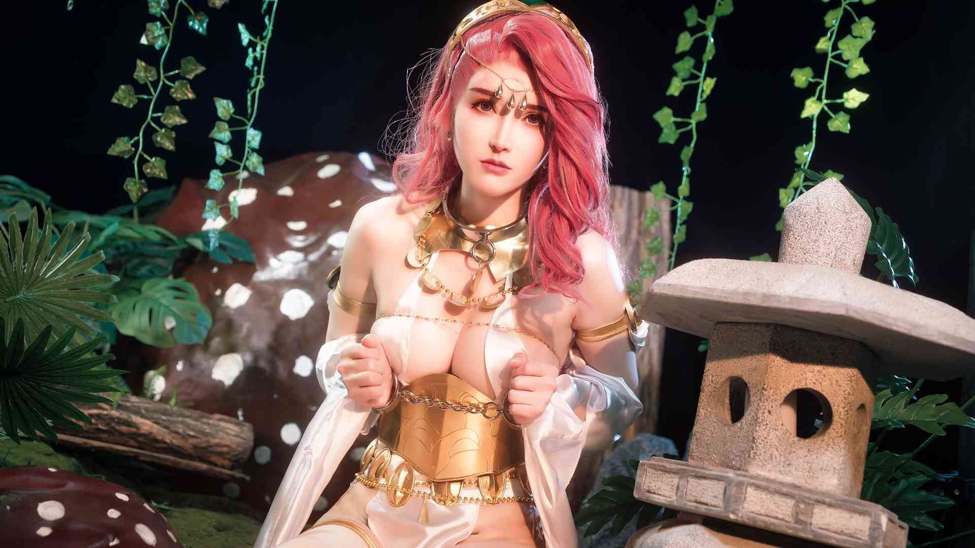 鹿八岁哥布林女王